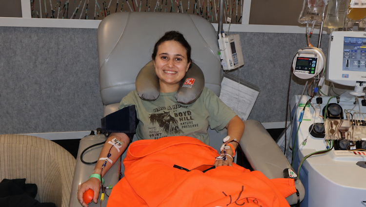 Gift of Life Marrow Registry stem cell donor Veronica was so excited to donate to help a man in his 50s with acute leukemia. She hopes this transplant will give him hope and a full recovery.