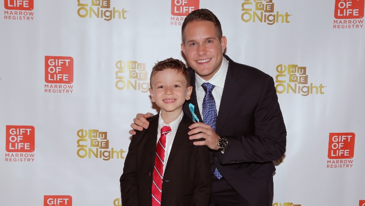 Idan Zablecki (l) met his bone marrow donor Alex Weiss at Gift of Life's 2018 Gala. 