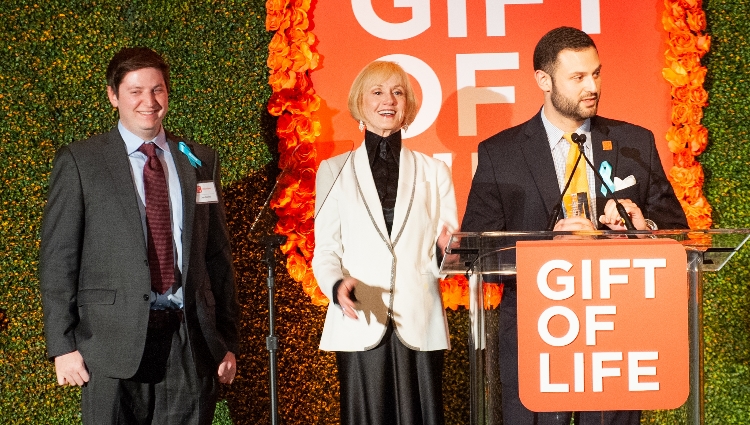 Dayna Bochco (c) and Jon Kayne (l) presented Eric Gurevich with the first Steven Bochco Award.