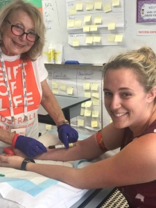 Shula Endry-Walder OAM registering a prospective donor for Gift of Life Australia in November 2018.