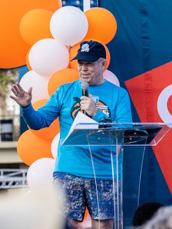 WPTV Channel 5 investigative reporter and Emmy award-winning journalist Dave Bohman served as the master of ceremonies at the Steps for Life 5k Run & Walk for the second year in a row. 