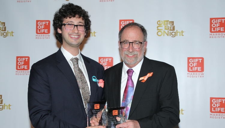 Seth Benzell (l), Gift of Life's 200th Birthright stem cell donor, was introduced to his recipient Dr. Jon Perlman at Gift of Life's 2018 Gala.
