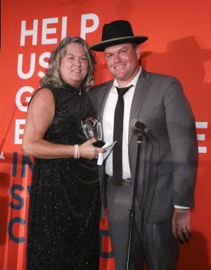 Gift of Life's Corporate Partner Award was accepted on behalf of PSI-CRO by Rhonda Critchlow and Jeremie Braun.