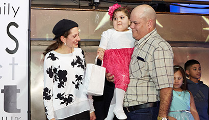 Gift of Life bone marrow donor Robin meets her young recipient, Juliette.