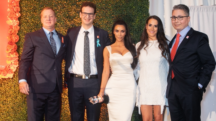(L to R) Stem cell recipient Tony Wolfe, his donor Alex Weiss, Kim Kardashian West, Lia Mantel Krief, and Gift of Life CEO Jay Feinberg.